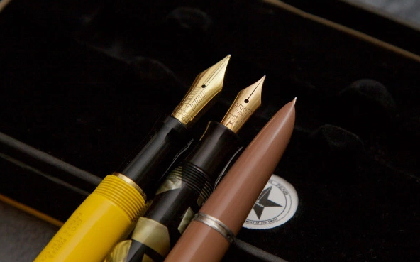 Duofold Mandarin Yellow Limited Edition